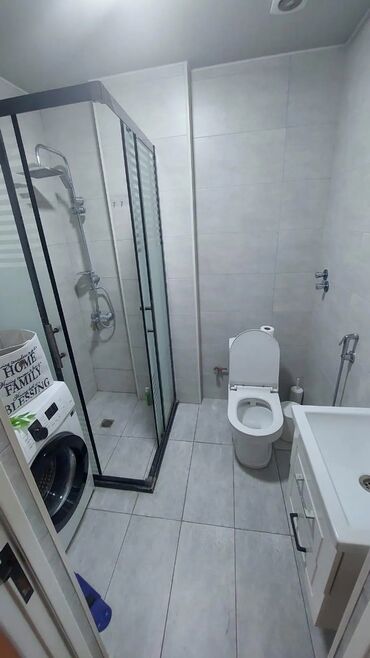 Uzunmüddətli kirayə mənzillər: Salam, mənzil Azəriittiffaqda bazar store-nin üstündəki binada 5 ci -da lalafo.az — 10 Uzunmüddətli kirayə mənzillər: Salam, mənzil Azəriittiffaqda bazar store-nin üstündəki binada 5 ci — 10