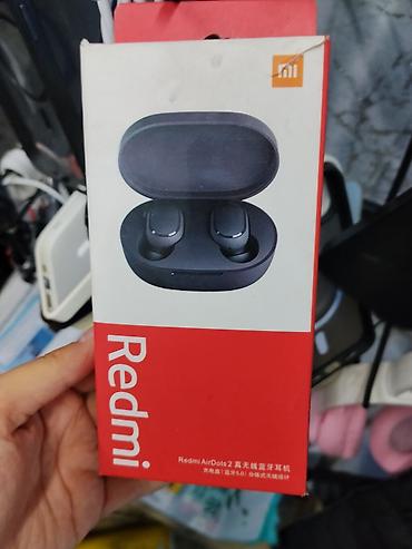 Redmi AirDots 2 — полностью беспроводные наушники с зарядным кейсом