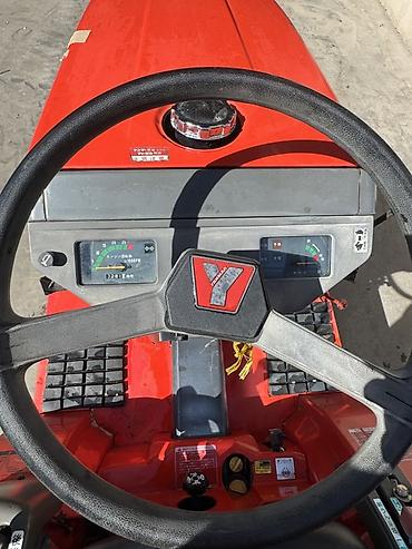 реверс: Мини-трактор Yanmar Ke-3 с почвофрезой 14 л/с - Компактный колесный — 7