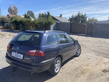 жүк ташуучу унаа: Toyota Avensis: 2001 г., 1.8 л, Механика, Бензин, Универсал