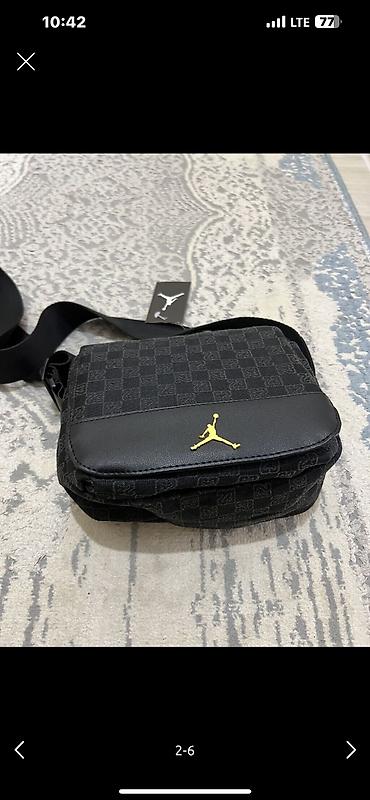 acne studio: Срочно срочно продаю jordan monogram 2,3 раза носил в идеале срочно — 3