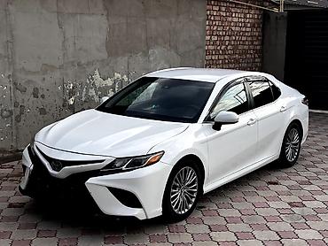 999: Toyota Camry: 2018 г., 2.5 л, Автомат, Бензин, Седан — 2