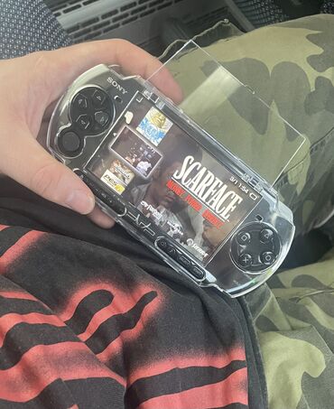 купить playstation portable: PSP 3000 Oyun konsolu İçində 100 civarı oyun var proşifka olunub 64