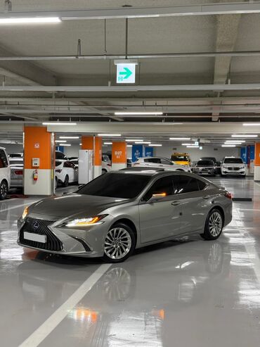Lexus: Lexus ES: 2019 г., 2.5 л, Гибрид — 2