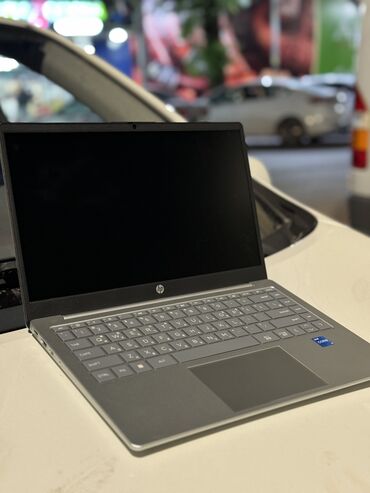 Ноутбуки и нетбуки: Ноутбук, HP, 8 ГБ ОЗУ, Intel Core i5, 14 ", Б/у, Для несложных задач, память SSD
