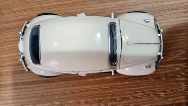 Autići: Nov metalni model automobila VW Buba. Mogu da mu se otvaraju vrata i na lalafo.rs — 4 Autići: Nov metalni model automobila VW Buba. Mogu da mu se otvaraju vrata i — 4