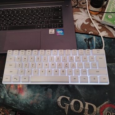 notebook klaviatura: RGB naqilli klaviatura. Temu-dan öz qiyməti temuda 68 manatdı