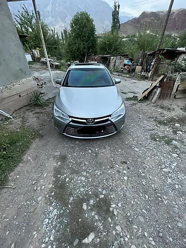 авто каран: Toyota Camry: 2017 г., 2.5 л, Автомат, Бензин, Седан — 2