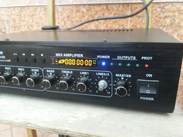Səs gücləndiriciləri: Milan LR-100DM Mix Amplifier Xüsusiyyətlər: - Girişlər: 3 mikrofon — 1