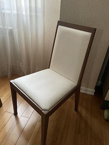 Masa və oturacaq dəstləri: Qonaq otağı üçün, İşlənmiş, Açılan, 6 stul — 8