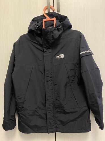 куртка the north face мужская оригинал: Эркектердин курткасы, M (EU 38), The North Face, Колдонулган, түсү - Кара, Өзү алып кетүү