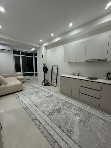 сдается квартира аламидин базар: 1 бөлмө, 37 кв. м, Элитка, 5 кабат, Евроремонт