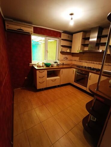 сдаю дом собственник: 250 м², 7 комнат