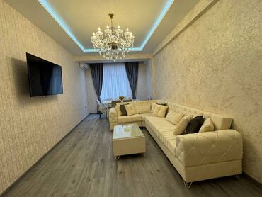 Mənzil kirayələyirəm: 3 otaqlı, 120 kv. m — 4