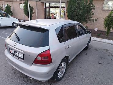 Honda Civic: 2001 г., 1.5 л, Автомат, Бензин, Хэтчбэк at lalafo.kg — 4 Honda Civic: 2001 г., 1.5 л, Автомат, Бензин, Хэтчбэк — 4