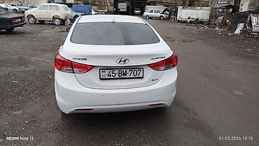 Hyundai: Hyundai Elantra GLS sedan - Kuzov: sedan, ağ rəng - Mühərrik: benzin — 3