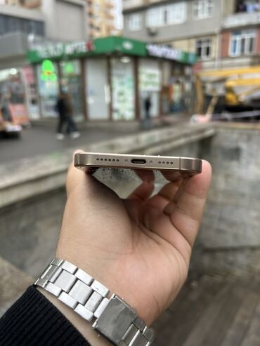 Apple iPhone: IPhone 16 Pro Max, 256 GB, Natural Titanium, Face ID — 8