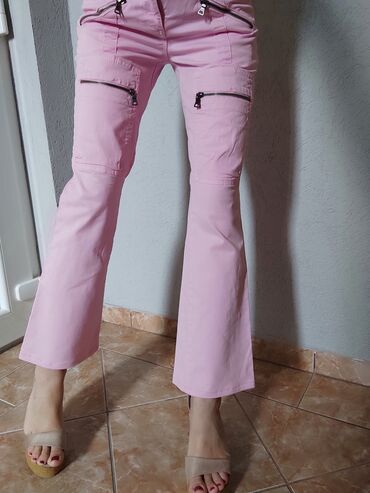 Pantalone: Guess puder roze,nove,s,7/8 — 1