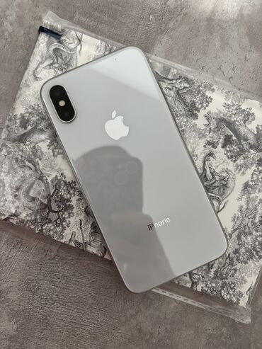 Apple iPhone: IPhone Xr, Б/у, 64 ГБ, Белый, Защитное стекло, 65 %