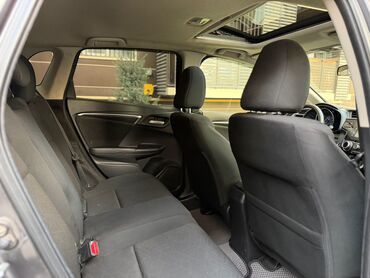 Honda: Honda Fit: 2015 г., 1.5 л, Вариатор, Бензин, Хэтчбэк — 10