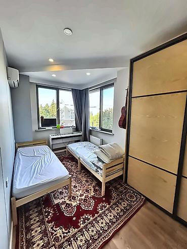 гик цены на квартиры каракол: 4 комнаты, 104 м², 8 мкр Элитка, 3 этаж — 7