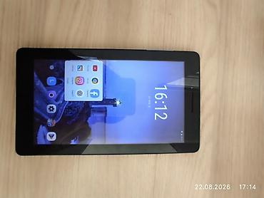Digər planşetlər: Android planşet - Təxmini 7–8 düymlük sensorlu ekran, klassik qara — 7
