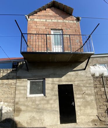 Həyət evləri və villaların satışı: İki mərtəbəli fərdi ev - Plan: 2 mərtəbə, daxildə metal karkaslı — 2