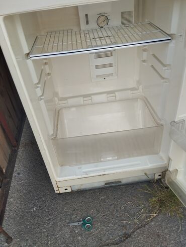 Холодильники: Представляем трёх камерный холодильник Голд стар белого цвета — 9