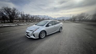 Toyota: Toyota Prius: 2016 г., 1.8 л, Вариатор, Гибрид, Хэтчбэк