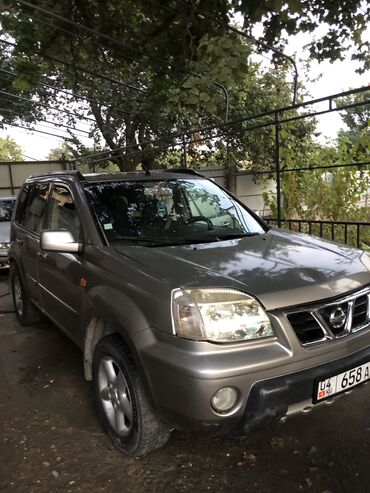 аварийные машины: Nissan X-Trail: 2003 г., 2.5 л, Механика, Бензин, Внедорожник