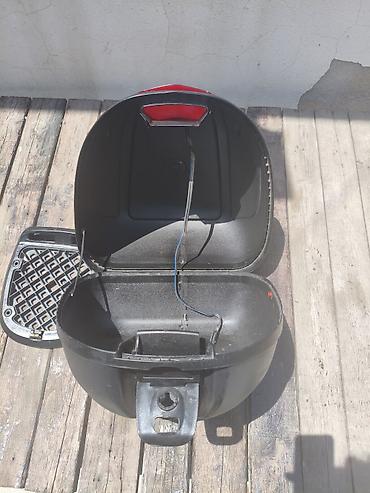 motor atv: Moto baqaj, normal veziyyetdedir, altdigida var ve knopka ile bagaji — 3