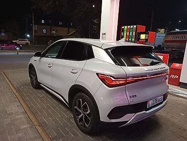 китайский электро мобил: BYD Yuan Plus: 2022 г., Вариатор, Электромобиль — 9