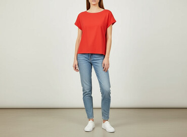 czerwone t shirty damskie: Reserved YFL, Women`s T-shirt, size S