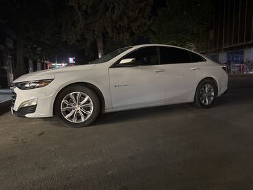 chevrolet camaro qiymeti azerbaycanda: Arendaya avto Chevrolet Malibu 2020 olke daxili her rayonlara comfort