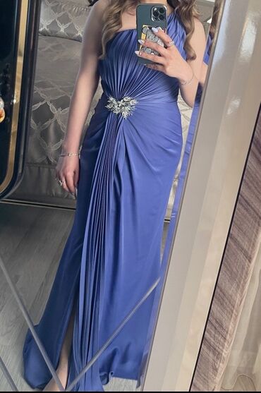 Другая женская одежда: Bu libas “Mere fashion” mağazasından 300 azn-ə alınıb. 1 dəfə