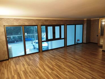 Digər kommersiya daşınmaz əmlakı: Nərimanov rayonu 2 mərtəbəli,sahəsi 100 kv/m olan, 2 otağlı obyekt — 2