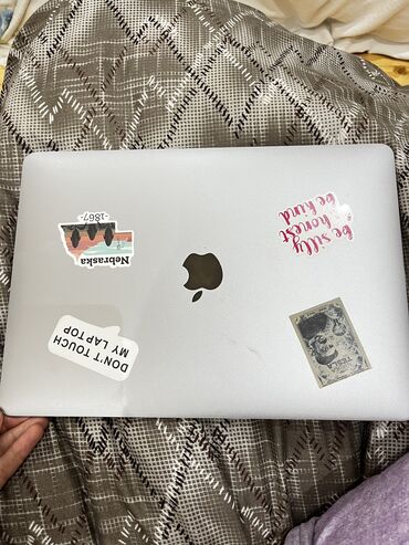 Planşetlər: İşlənmiş Apple MacBook, 13.1 ", Apple M1, 256 GB