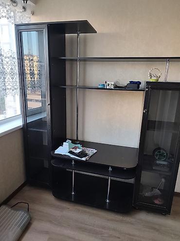 укмуш тв: Дубал шкаф, Дубал шкаф түрү: Модулдуу, Үй, конок бөлмөсү үчүн, Колдонулган, Өзгөчөлүктөрү: Телевизор коюучу бөлүк менен — 1