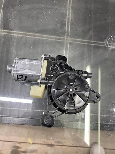 ovlasi: MOTORIC PODIZACA STAKLA ZA AUDI A4 - 8W0959801 | Motoric podizaca — 1