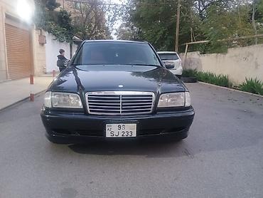 Mercedes-Benz C‑Class (W202) sedan - Kuzov: qara rəng, 4 qapılı sedan
