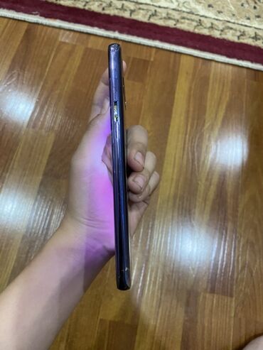 айфон 6с бишкек: Смартфон (темный корпус), боковая грань с физическими клавишами