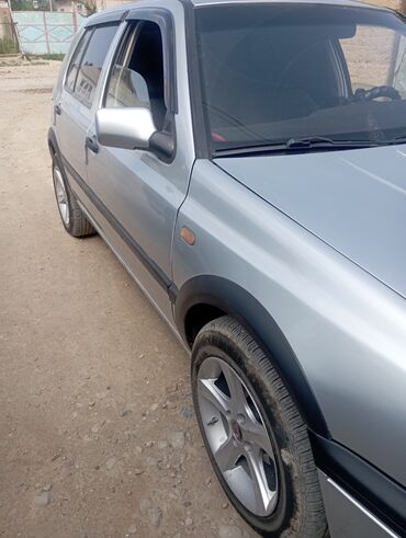 дизель гольф: Volkswagen Golf: 1993 г., 1.8 л, Автоматические, Бензин, Хэтчбэк