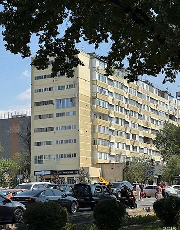 московская белинка: 3 комнаты, 70 м², ул. Московская / Манаса (Белинка) Индивидуалка, 8 этаж, Косметический ремонт — 1