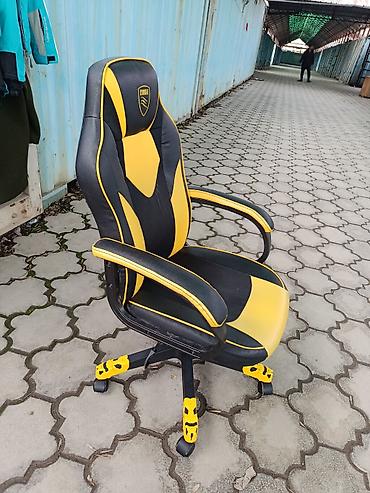Офис креслолору: Продаю игровое кресло,в отличном состоянии,цена 8500 — 2