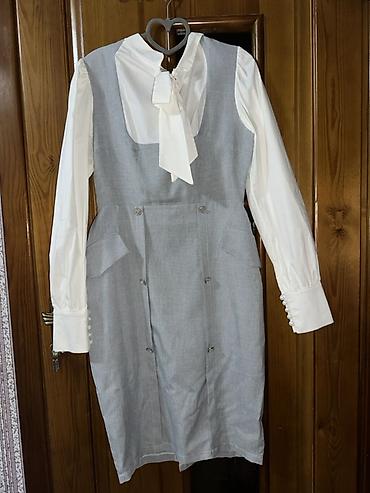 Dəstlər, kostyumlar: 5-15 azn arası geyimlər Qadın geyim dəsti – məhsul 1) Kobalt-mavi — 5