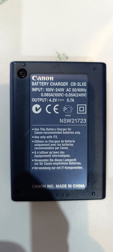 Зарядные устройства: Зарядное устройство 
Canon CB-2LXE.
4,2V - 0,7A
500 сом