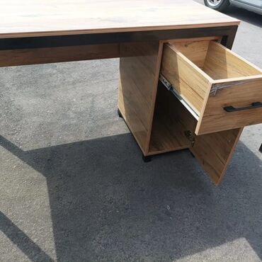 Журнальные столы: Журнальный стол. Письменный стол. Школьный стол и стулья. Офисный — 11