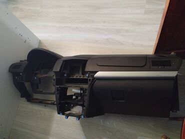 Digər avtomobil ehtiyat hissələri: Tekce şitin özü 95-manat (airback terefi partlayib) Hava filtiri-20