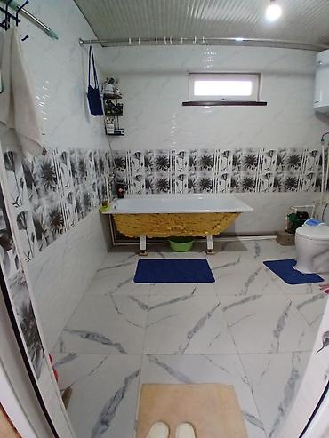 Продажа коттеджей и домов: Продаётся 5комнатный, уютный,просторный монсардныйкирпичный дом.Дом — 9