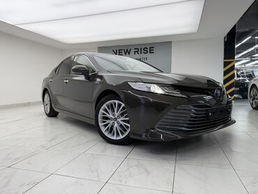 самая дорогая машина в кыргызстане: Toyota Camry: 2019 г., 2.5 л, Автомат, Гибрид, Седан